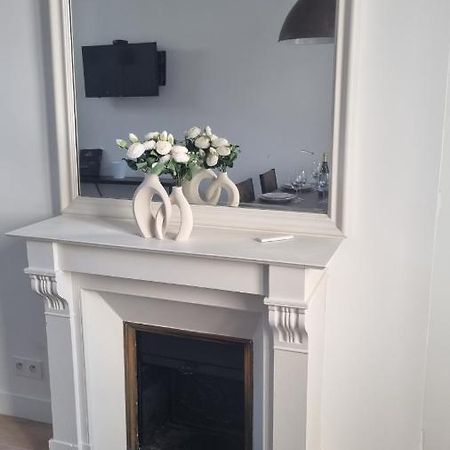 Appartement Luxueux Dans Maison Bourgeoise Parisienne 勒瓦卢瓦-佩雷 外观 照片