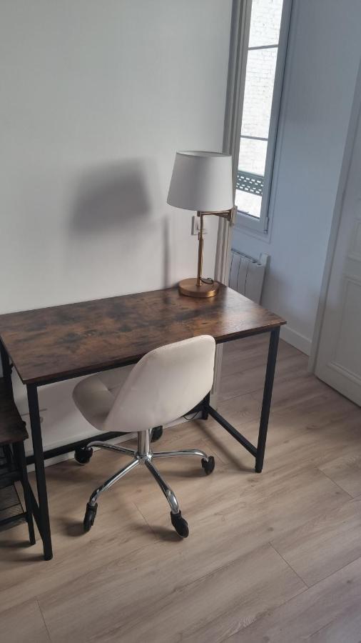 Appartement Luxueux Dans Maison Bourgeoise Parisienne 勒瓦卢瓦-佩雷 外观 照片